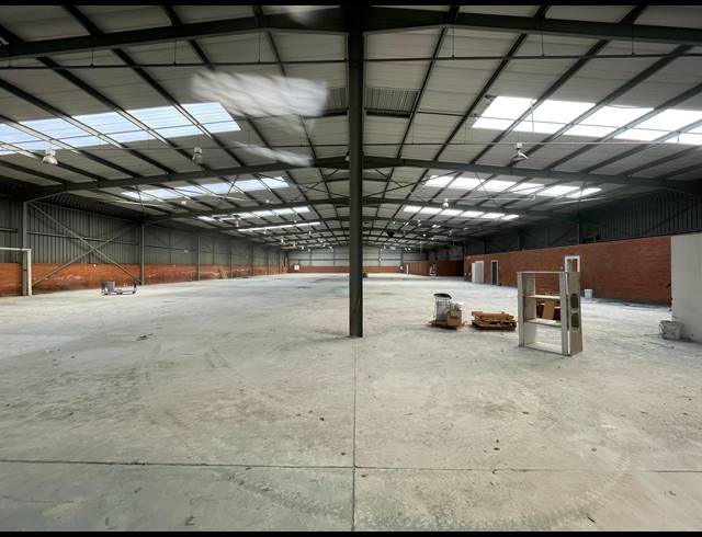 3,189M² WAREHOUSE FOR SALE IN RANDJESPARK